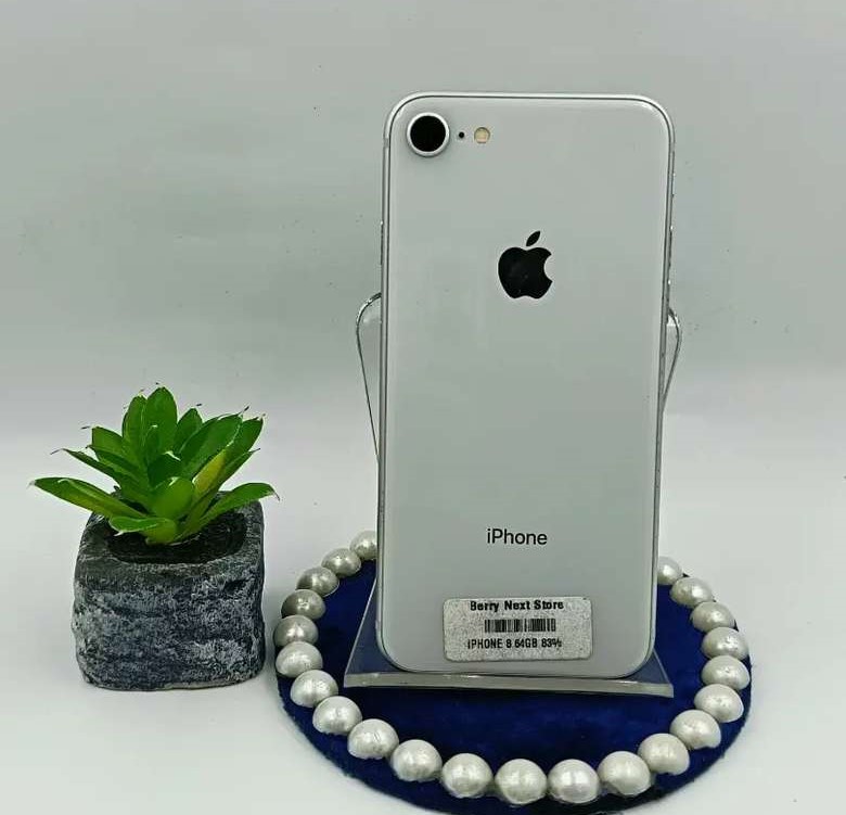 IPHONE 8 64GB STORAGE